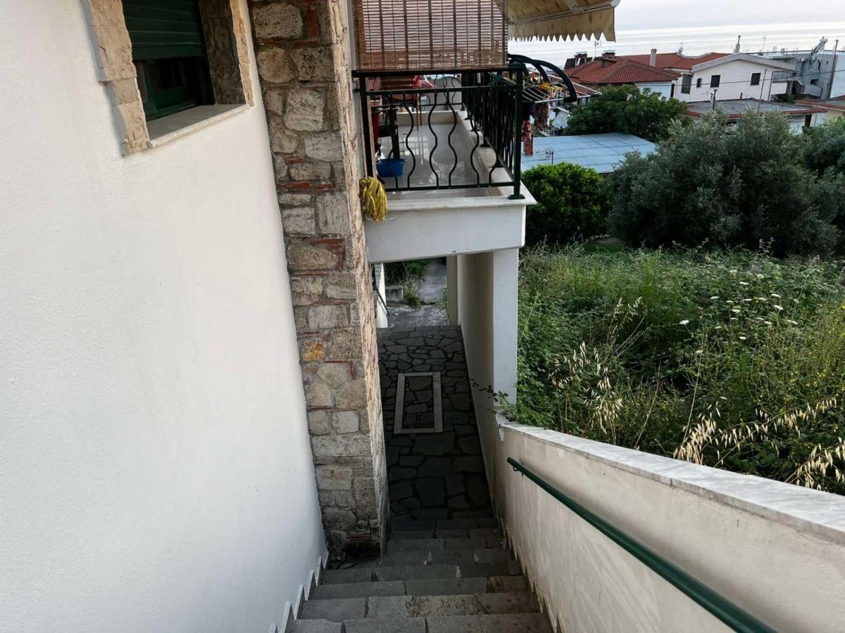 Diamantoula Apartment Nea Skioni Exteriör bild